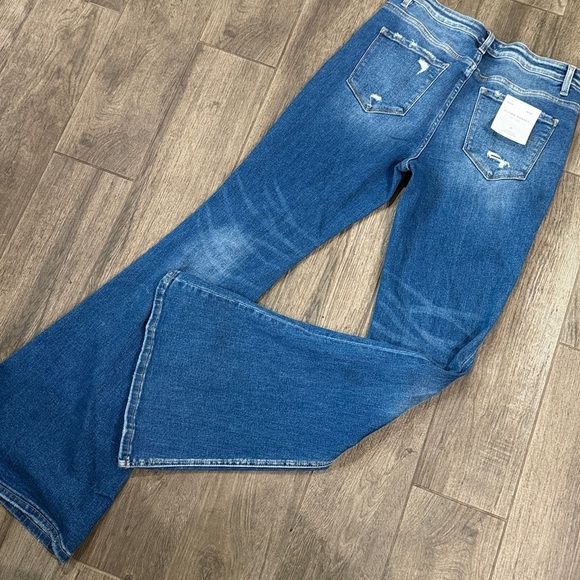 NWT Flying Monkey Distressed Bergenia High Rise Bootcut Blue Jeans - Picture 7 of 7